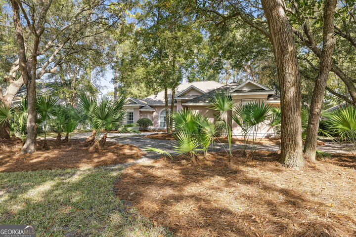 Property Photo:  223 Cardinal Circle W  GA 31558 