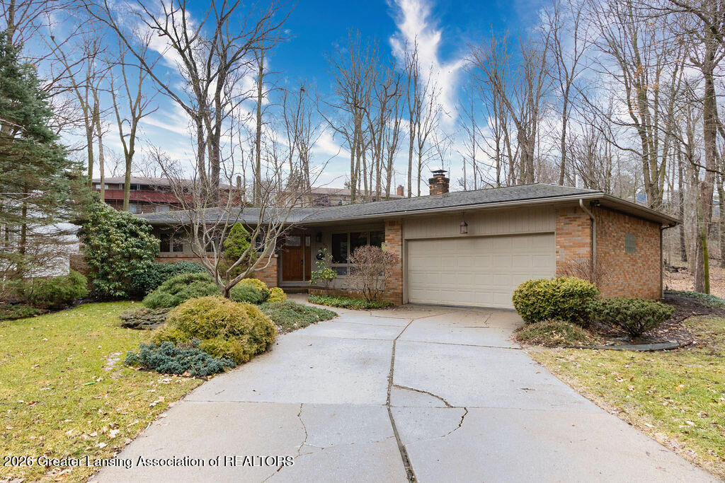 Property Photo:  1805 Boynton Drive  MI 48917 