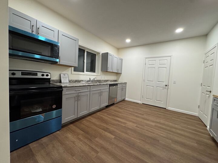 Property Photo: 507 Main Street IA 50135