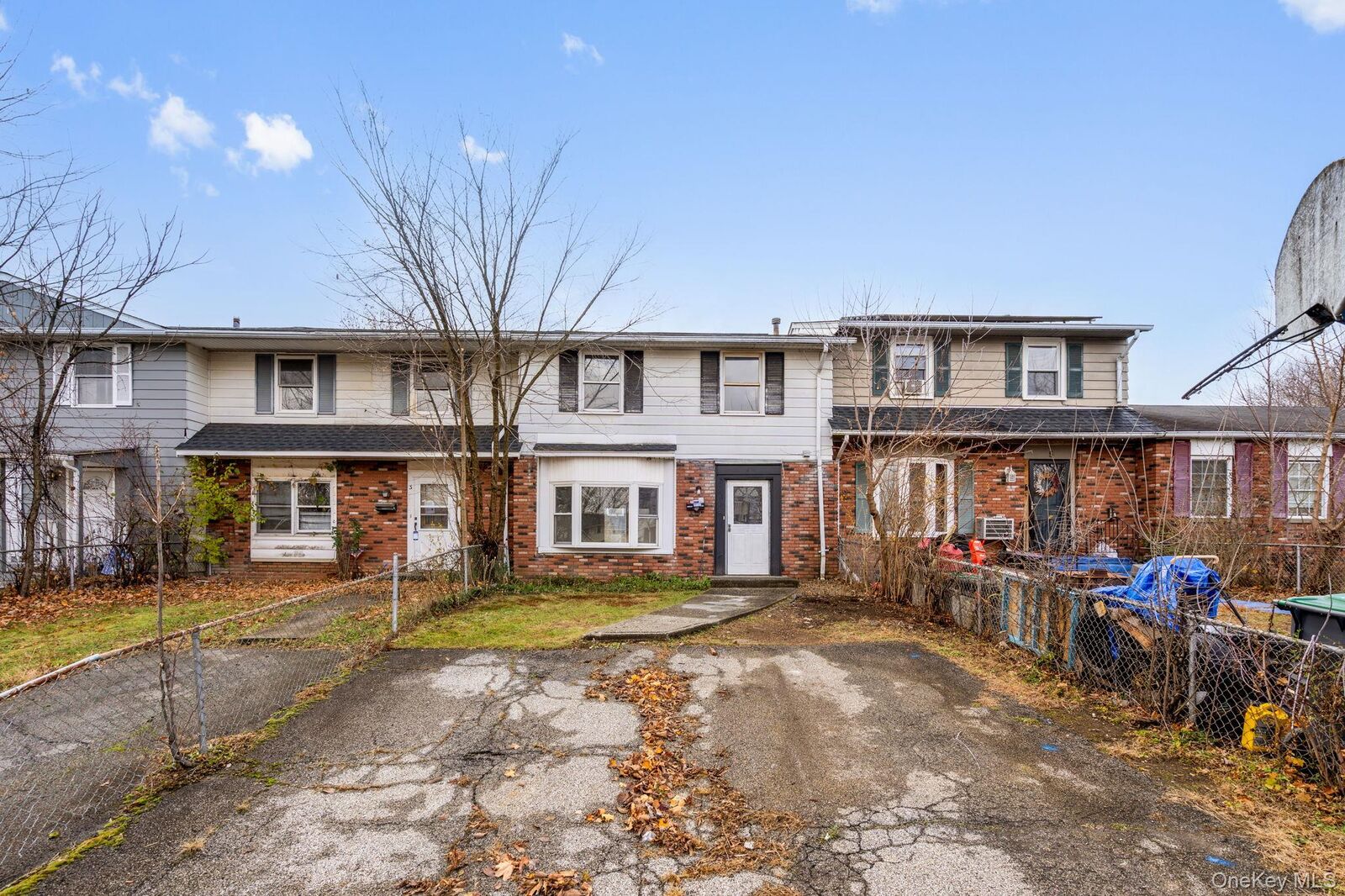 Property Photo:  4 Palmer Court  NY 12543 
