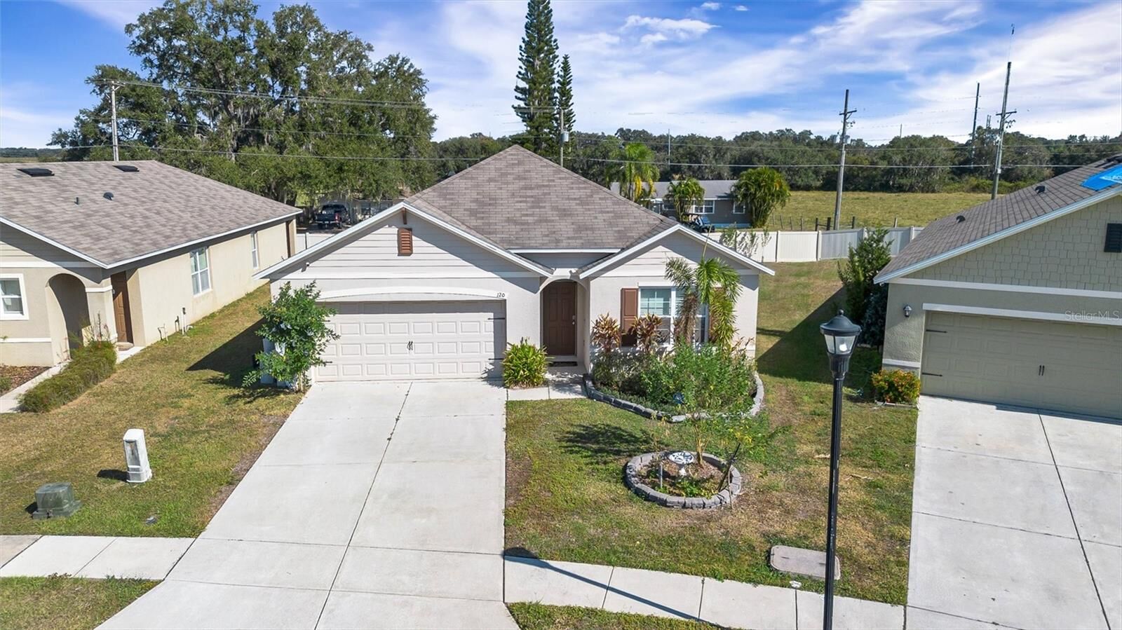 Property Photo: 120 Grove Branch Road FL 33880