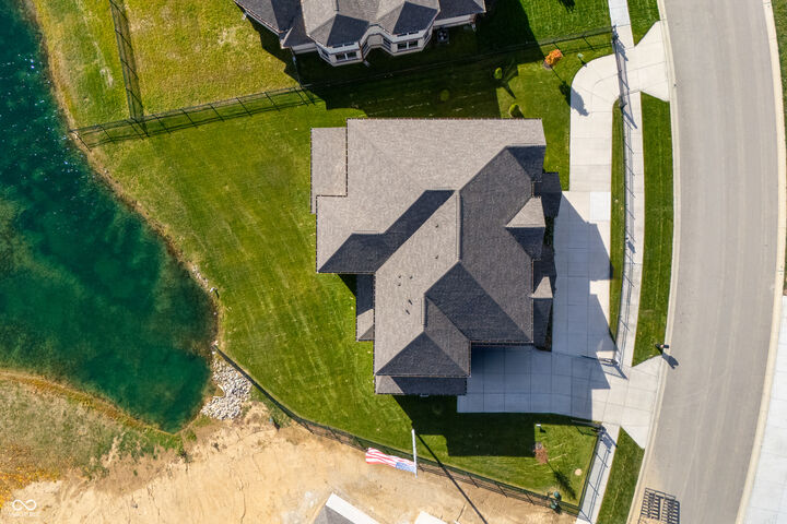 Property Photo:  4301 Stone Lake Drive  IN 46077 