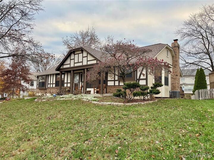 Property Photo: 838 Ridgetop Circle MO 63304