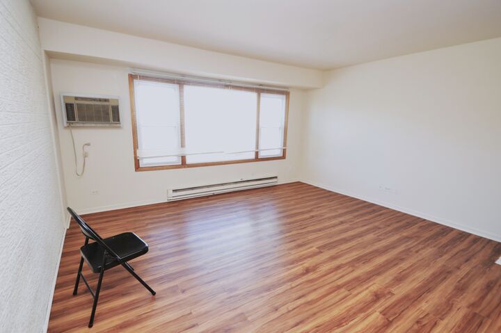 Property Photo: 9907 W 58th Street 9 IL 60525