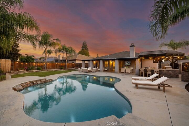 9804 Anaparno  Bakersfield CA 93312 photo