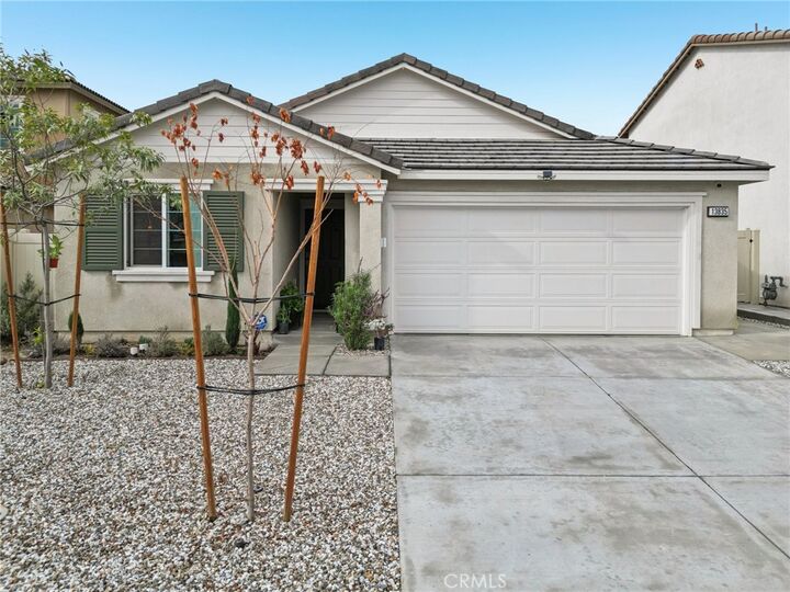 Property Photo: 13835 Solara CA 92555