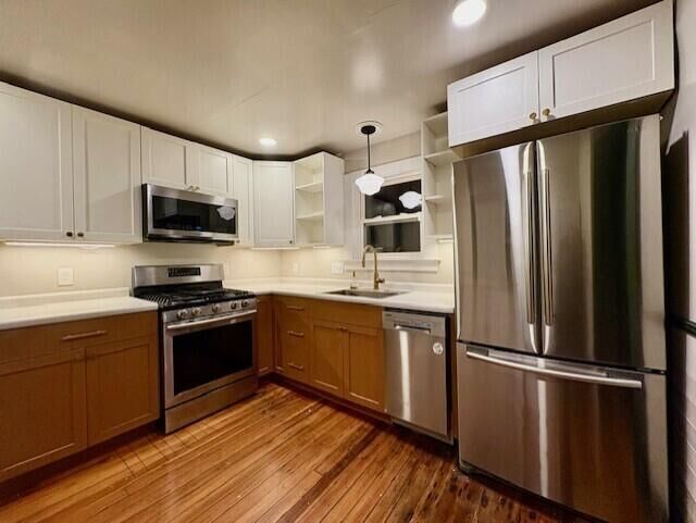 Property Photo:  28 Elm Street  ME 04073 