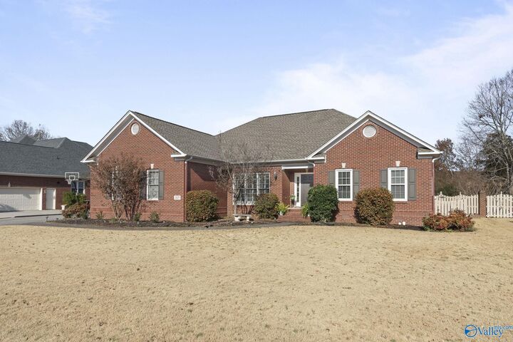 2429 Audubon Lane SE  Owens Cross Roads AL 35763 photo