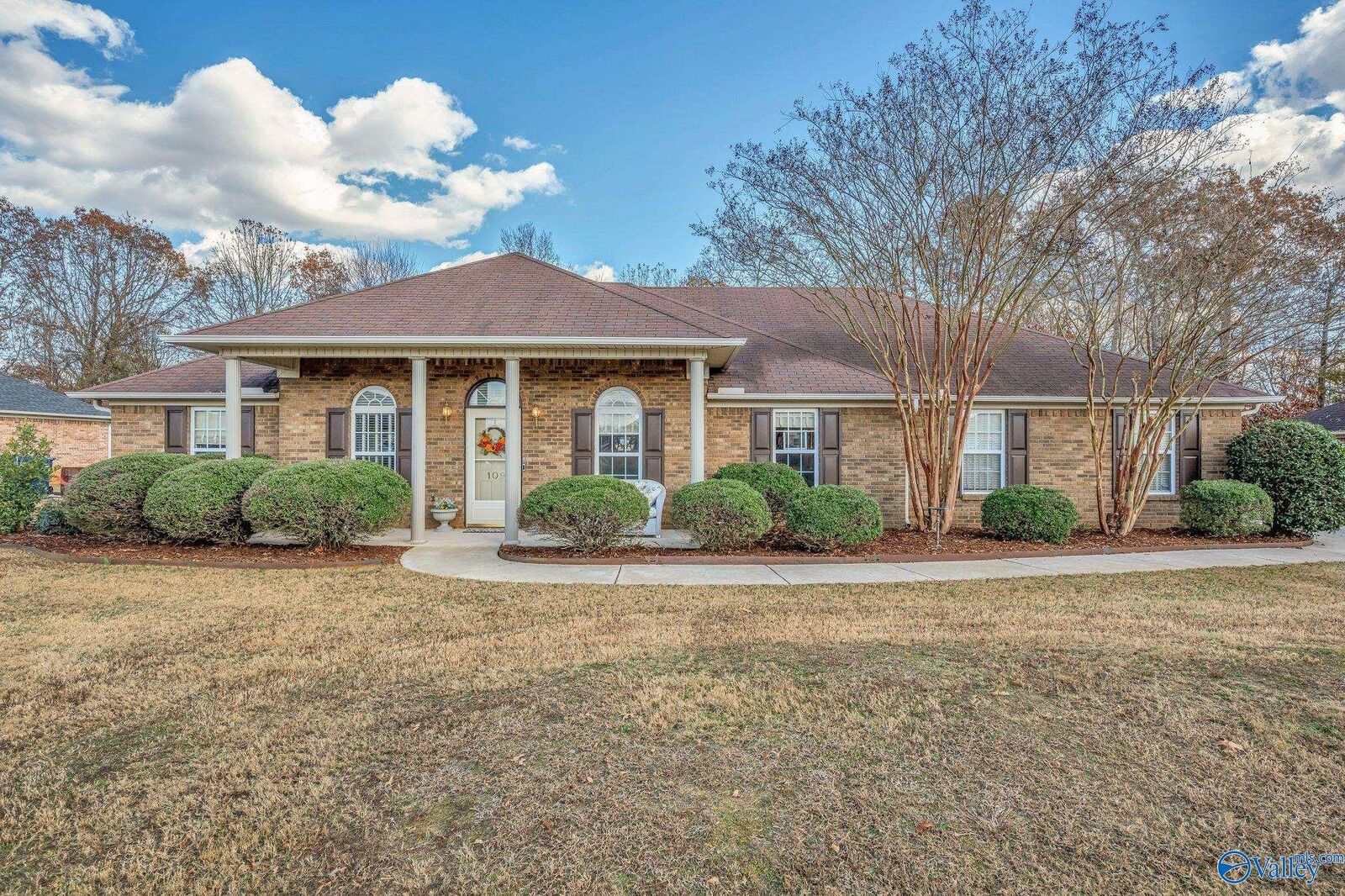 Property Photo: 109 Rain Oak Drive AL 35749