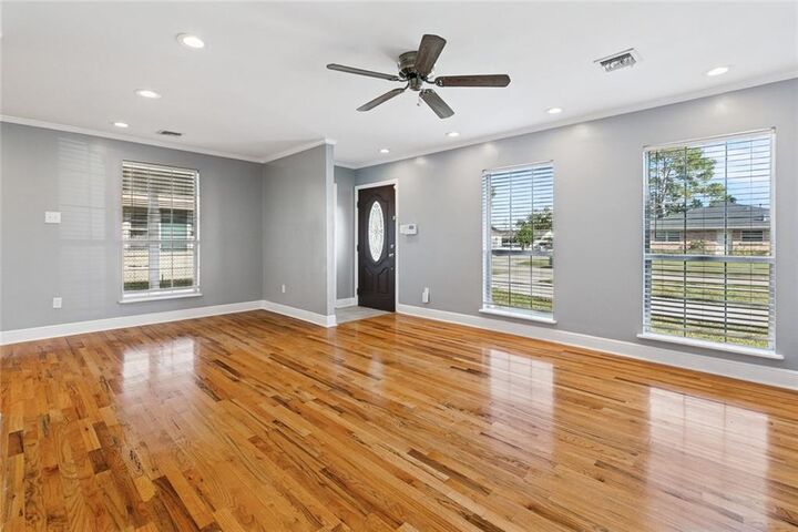 Property Photo: 412 Stratford Drive LA 70123