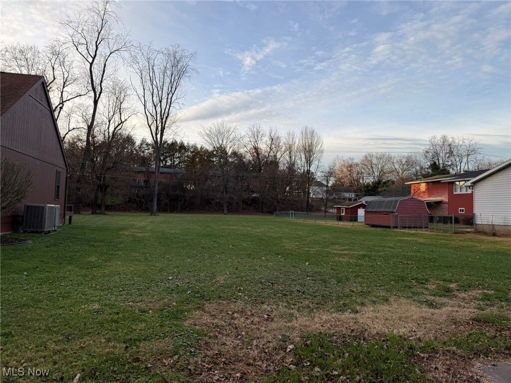 Property Photo:  00 11th Avenue  WV 26105 