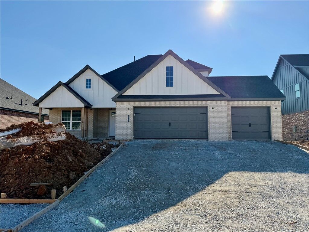 Property Photo: 1503 Lookout Lane AR 72718