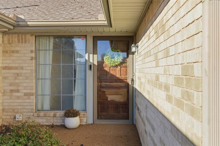 Property Photo: 122 Bowerwood Drive OK 73018