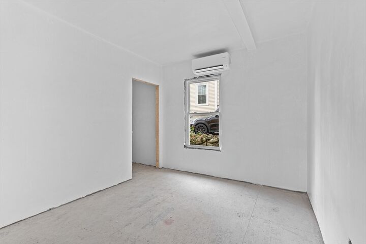 Property Photo: 7 Davis St 1 MA 01801