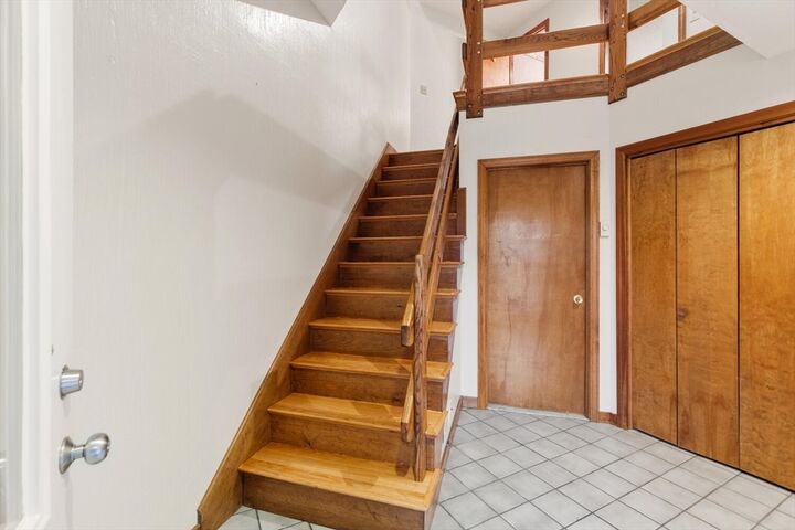 Property Photo:  16 W Parish Court 16  MA 01830 