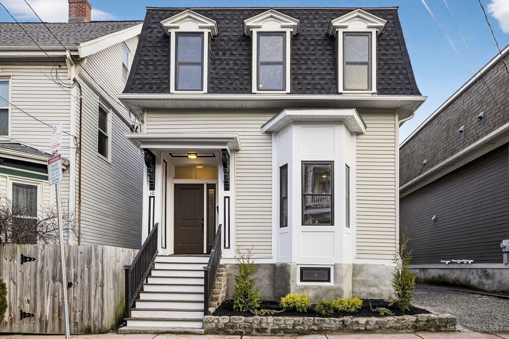 Property Photo: 10 Grant St MA 02125