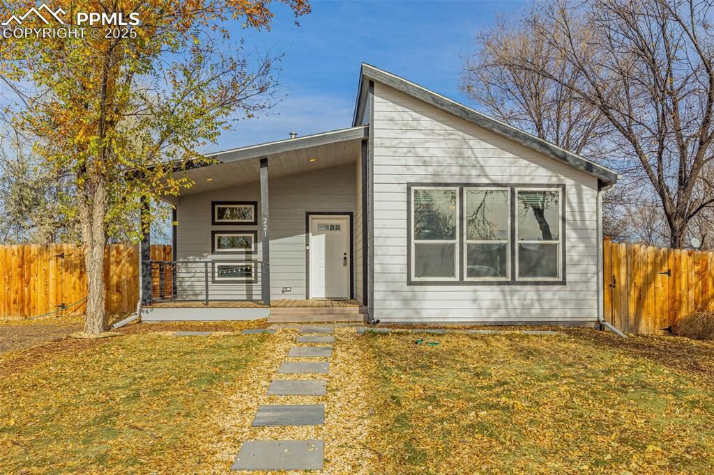 Property Photo:  221 E Homer Drive  CO 81007 