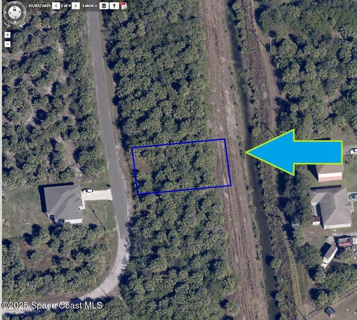 Property Photo: 3377 Nighthawk Avenue SW FL 32908