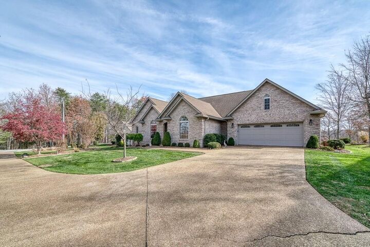 Property Photo:  120 Valarian Dr.  TN 38558 