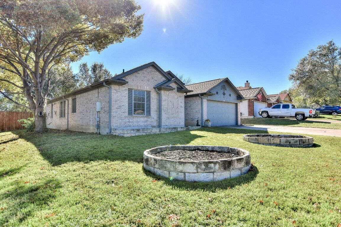 Property Photo:  1503 Barcus Drive  TX 78626 