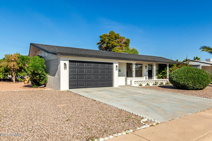 5228 E Des Moines Street  Mesa AZ 85205 photo