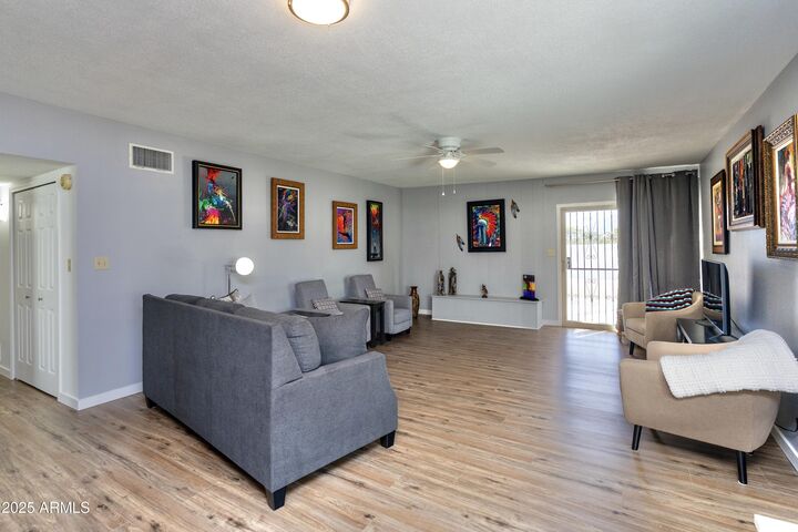 Property Photo:  984 E Carmelita Drive  AZ 85635 