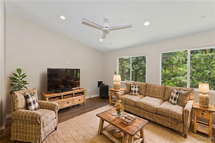 Property Photo: 730 Highway 138 CA 92325