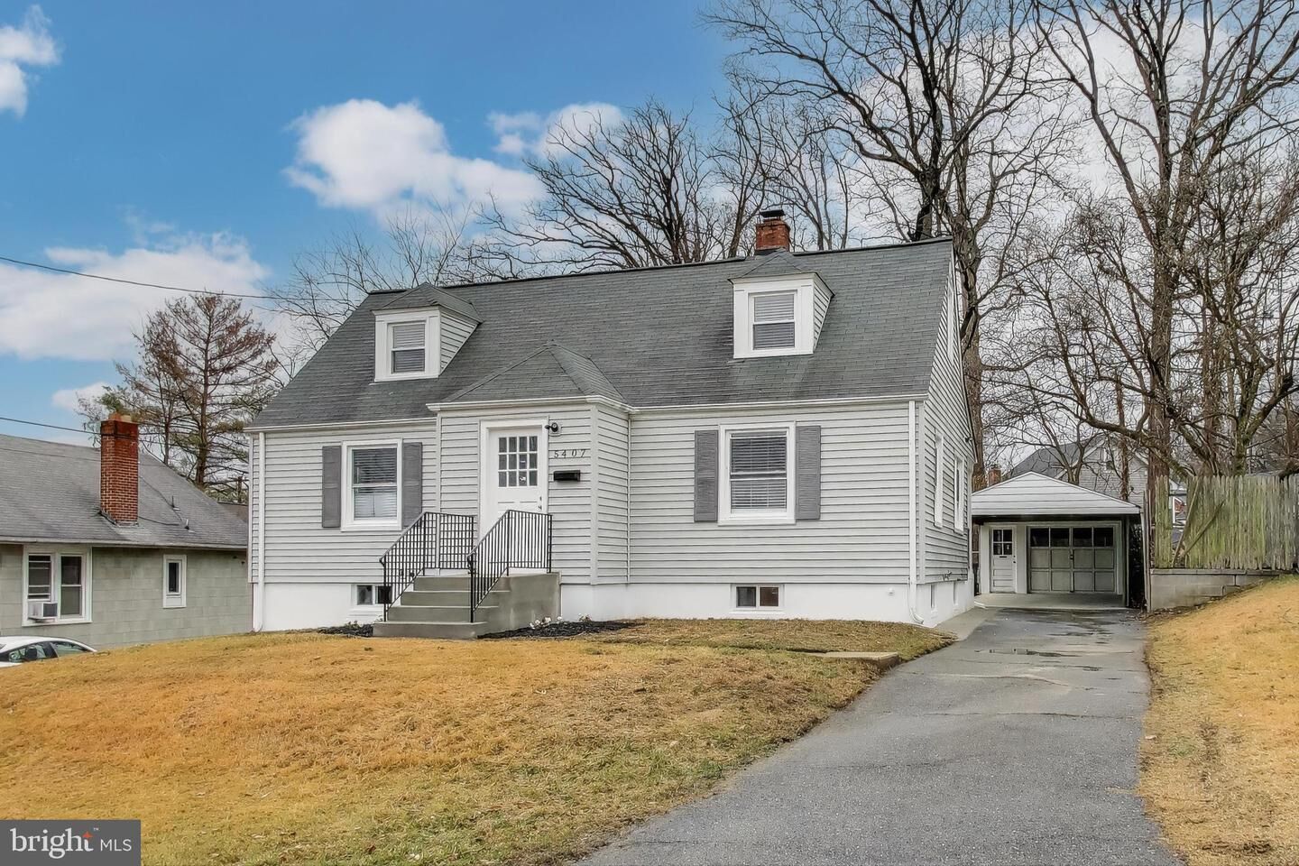 Property Photo:  5407 13th Avenue  MD 20782 
