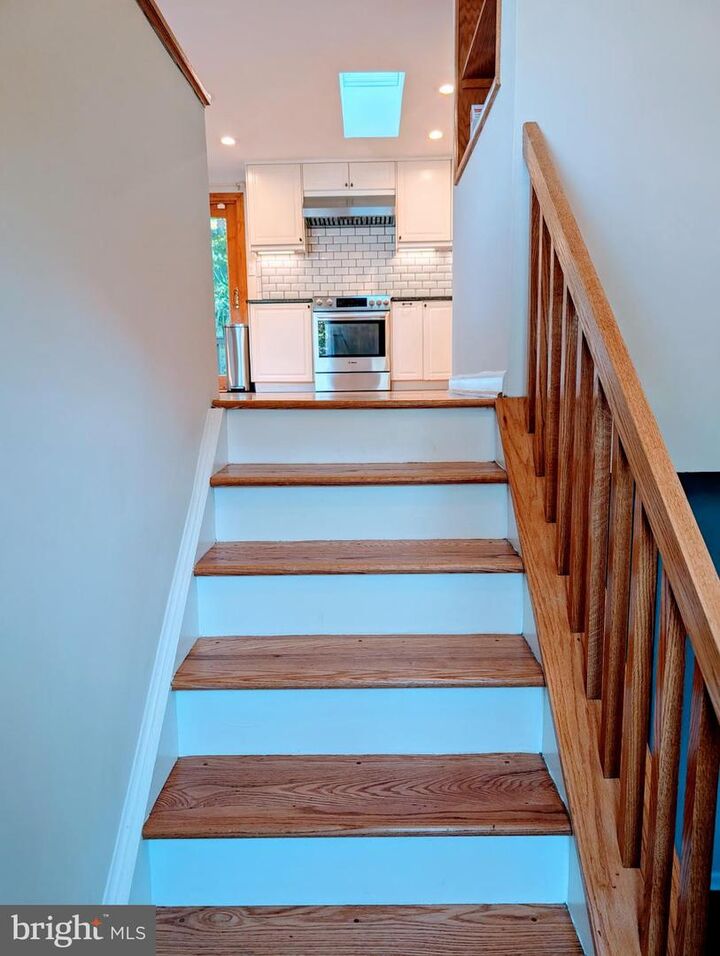 Property Photo: 8856 Youngsea Place MD 21045