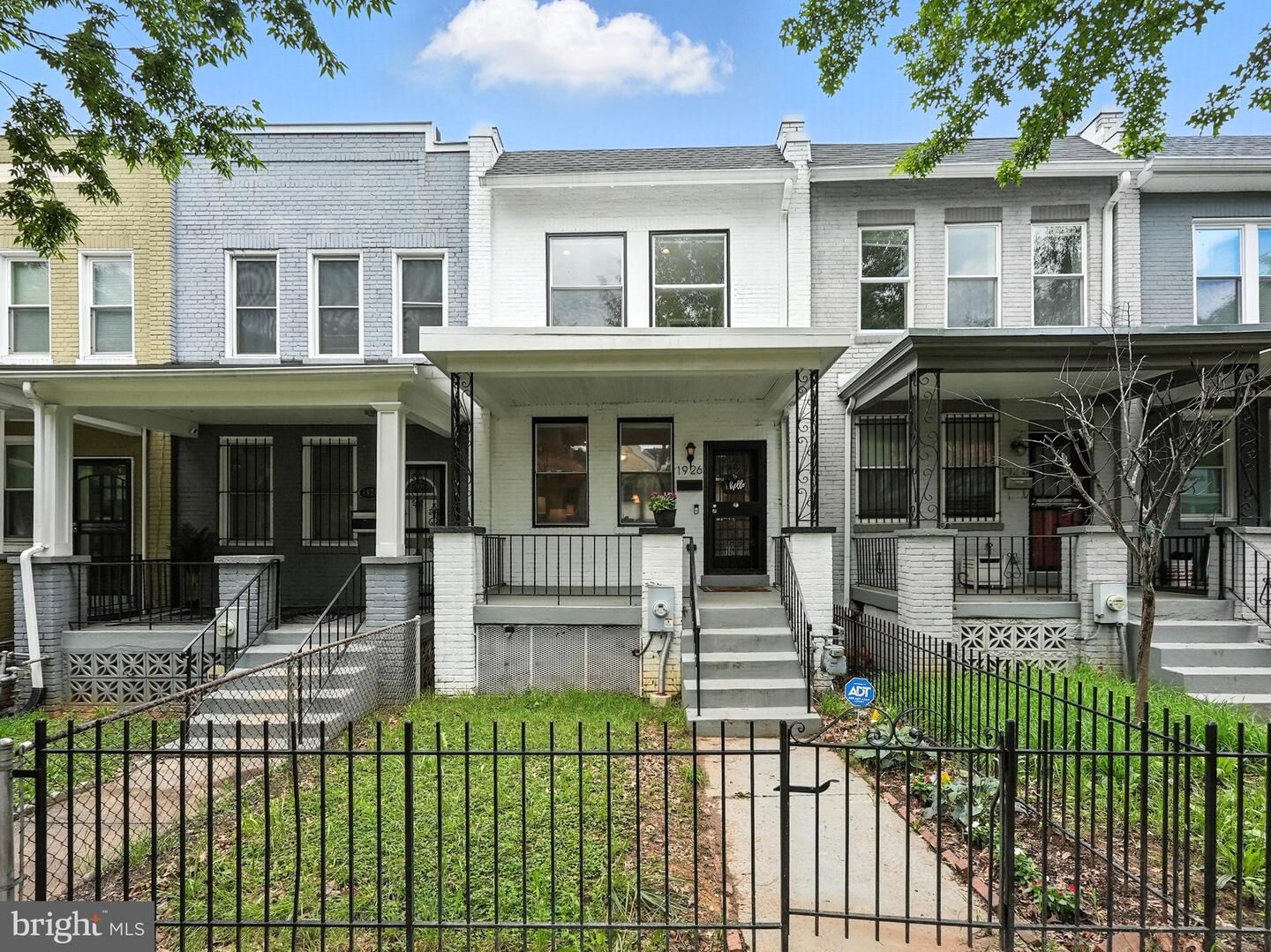 Property Photo:  1926 Bennett Place NE  DC 20002 