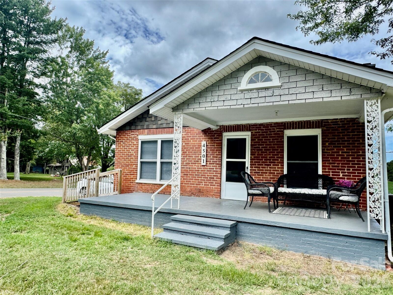 Property Photo: 4501 Polkville Road NC 28150