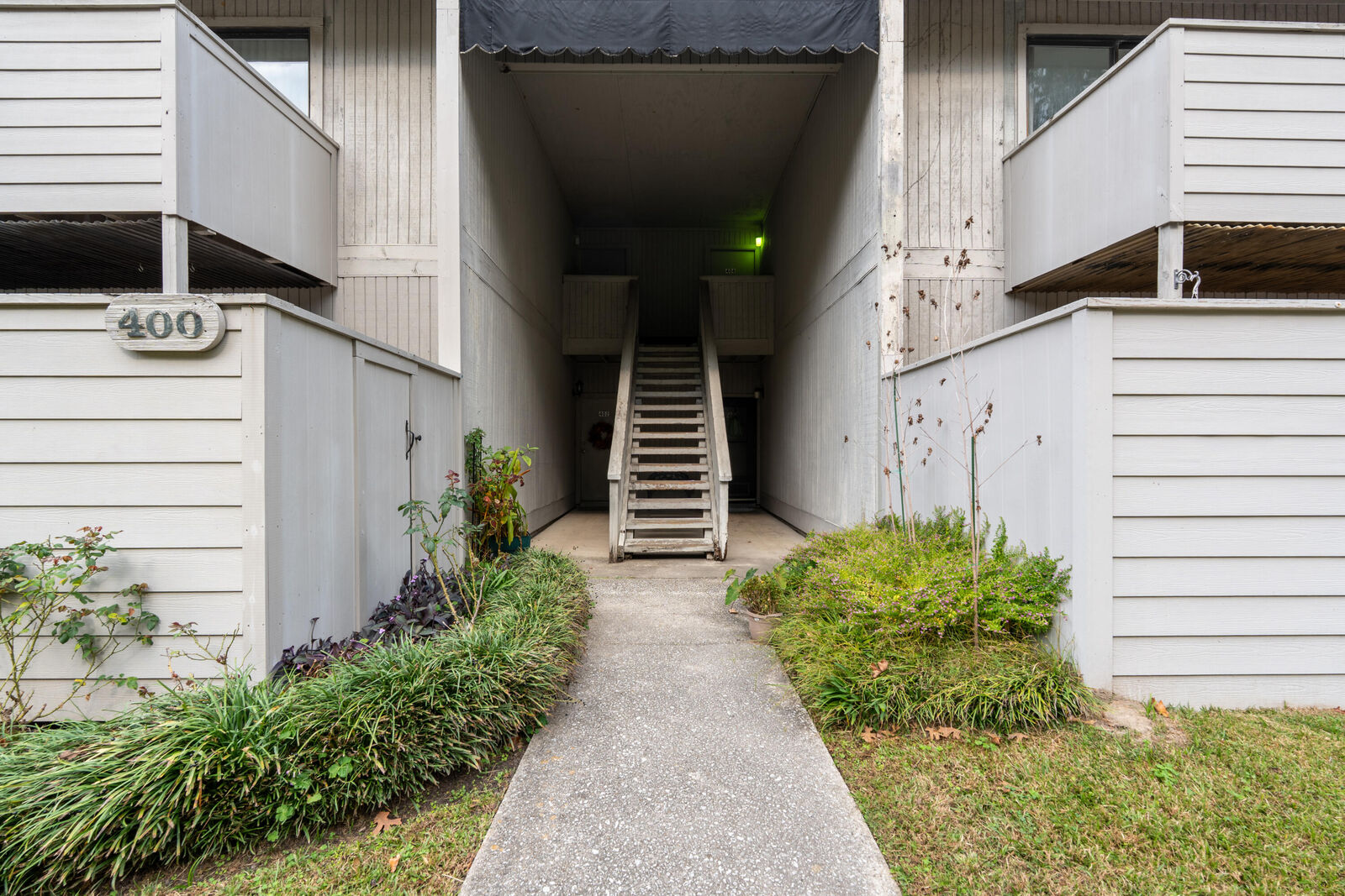 Property Photo:  406 Waterwood Drive  SC 29445 