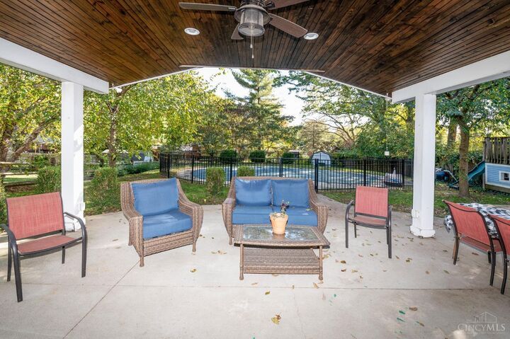 Property Photo: 5625 Shady Hollow Lane OH 45230