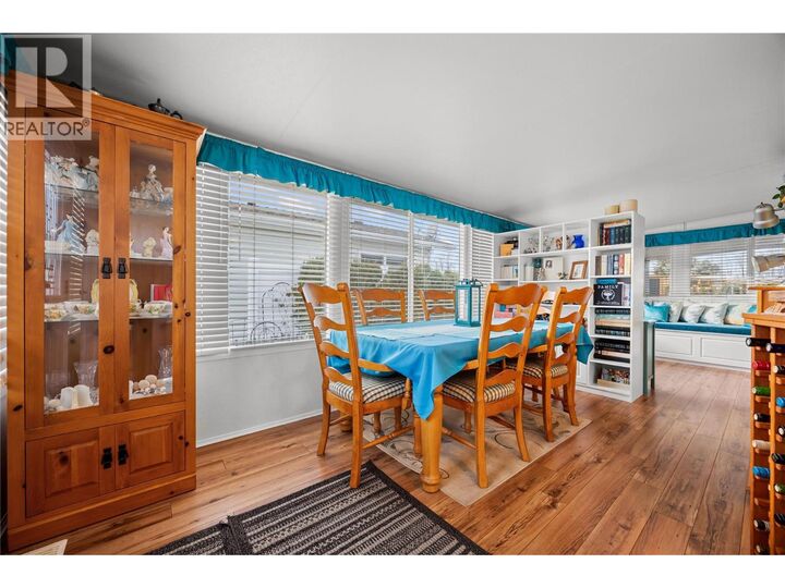 Property Photo: 415 Commonwealth Road 313 BC V4V 1P4