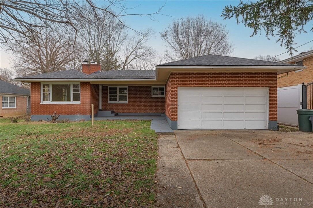 Property Photo:  40 N Meadow Drive  OH 45416 