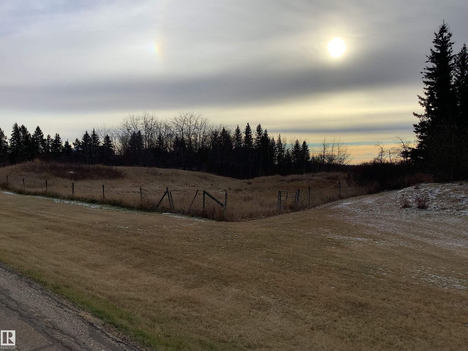 Property Photo: 21252 Twp Road 540 242 AB T8G 2A1