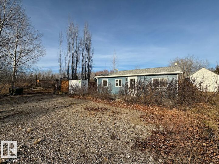 55107 Rge Road 33 134  Rural Lac Ste. Anne County AB T0E 1A0 photo