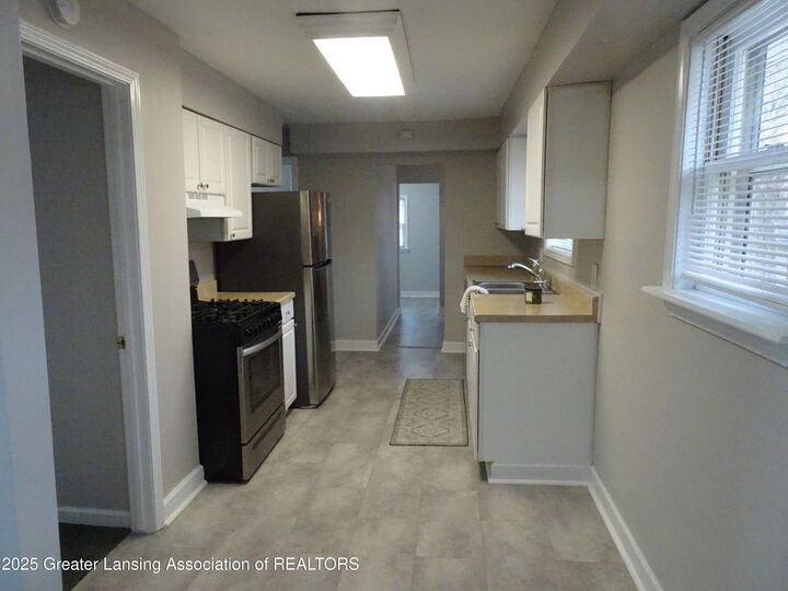 Property Photo:  328 W Greenlawn Avenue  MI 48910 