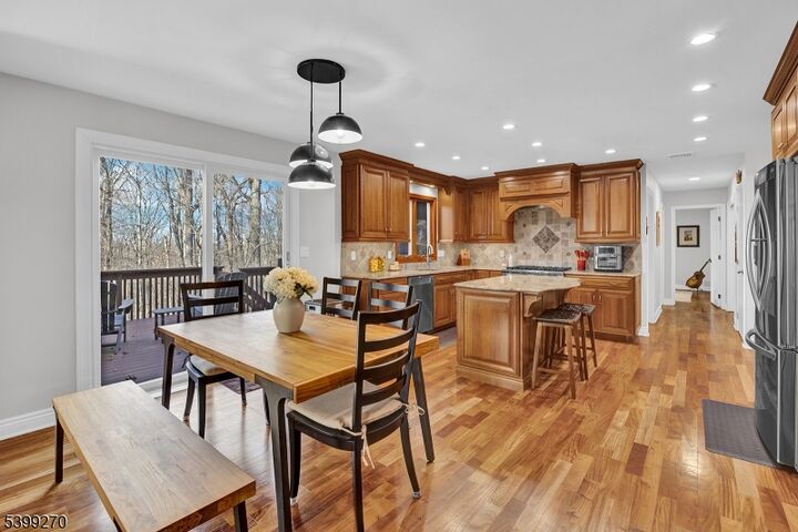 Property Photo:  17 Knollwood Ter  NJ 07869 