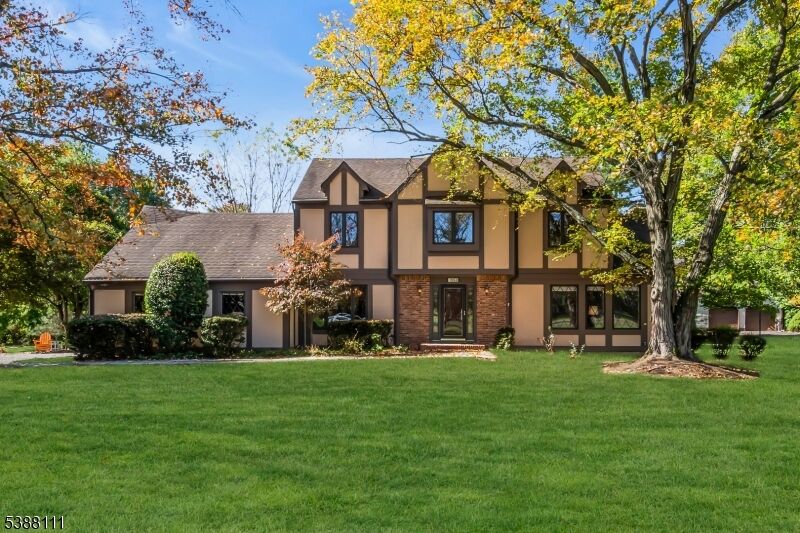 Property Photo:  1053 Hillcrest Dr  NJ 08853 