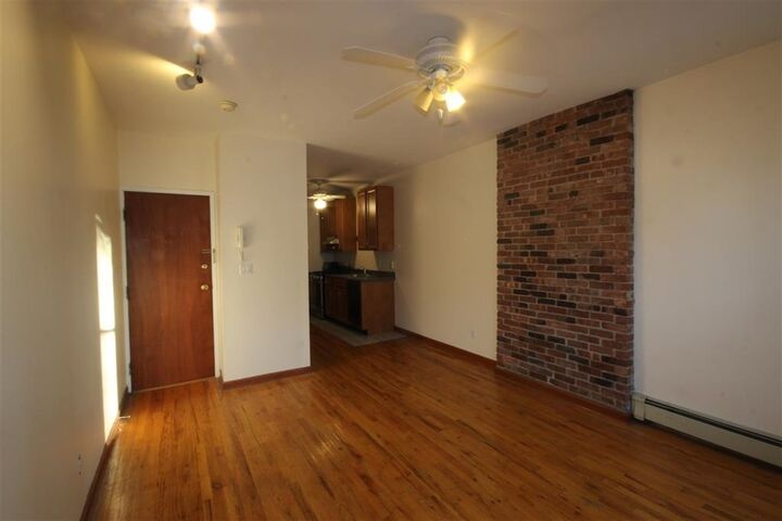 Property Photo:  112 Jefferson St 2S  NJ 07030 