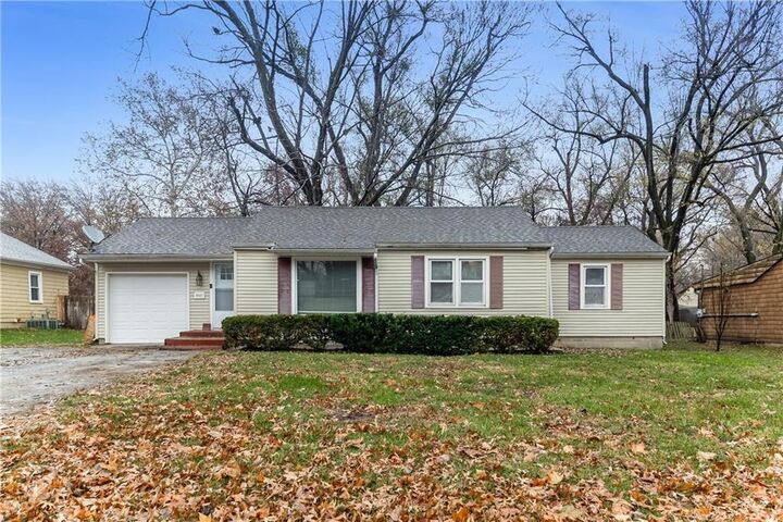 8107 Antioch Road  Overland Park KS 66204 photo