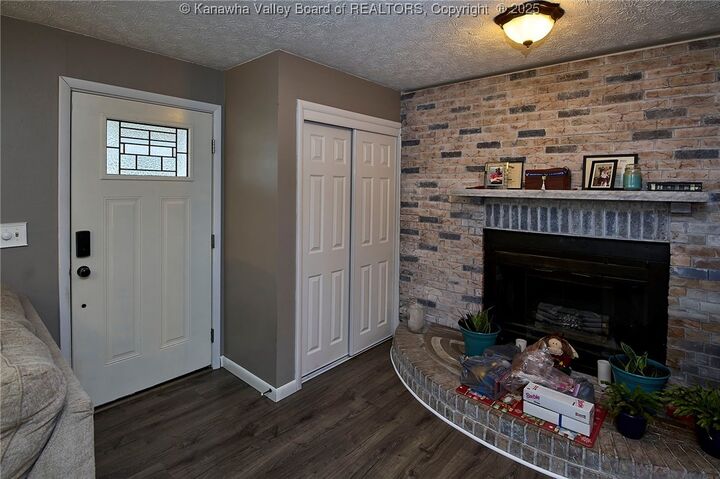 Property Photo: 120 Poca Circle WV 25159