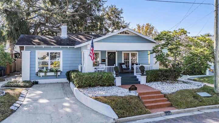 Property Photo:  2808 W Angeles Street  FL 33629 