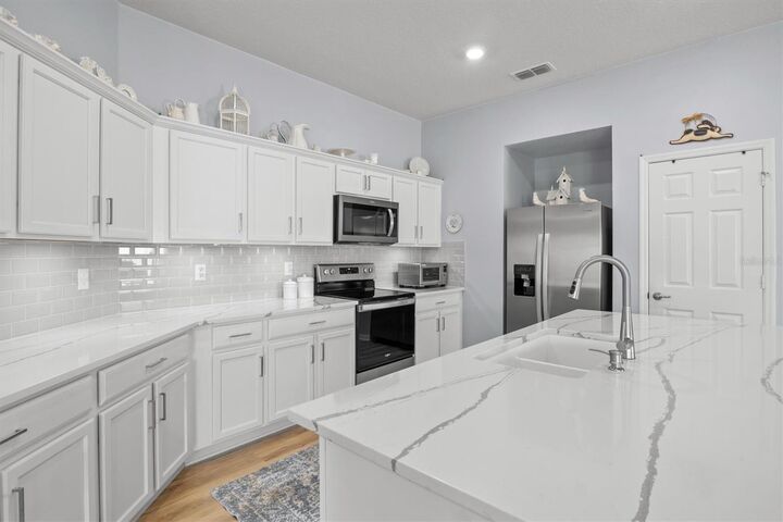 Property Photo: 1591 Mattie Pointe Place FL 33823