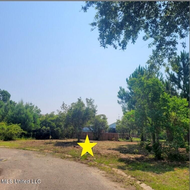 Property Photo:  Lot #31 Pelican Cove Lane  MS 39560 