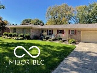 Property Photo:  916 Dreamy Street  IN 46142 