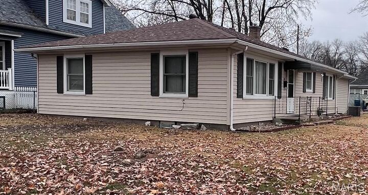 Property Photo: 210 Nelson Avenue IL 62025