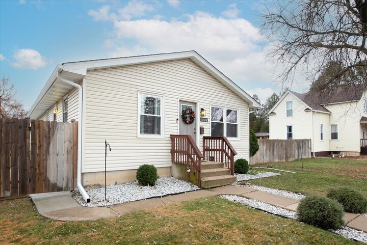 Property Photo: 2904 Gilboa Avenue IL 60099