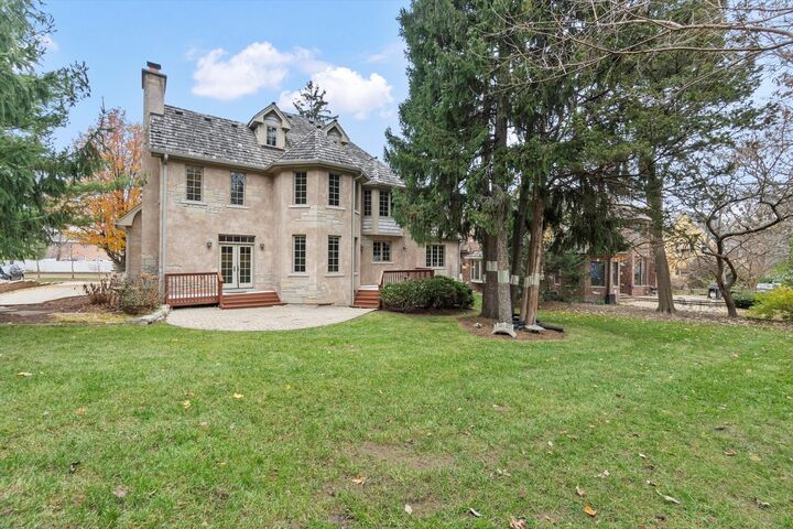 Property Photo:  130 Fuller Road  IL 60521 